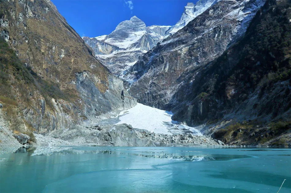 Easy Treks in Nepal - Sikles Kaphuche Lake Trek